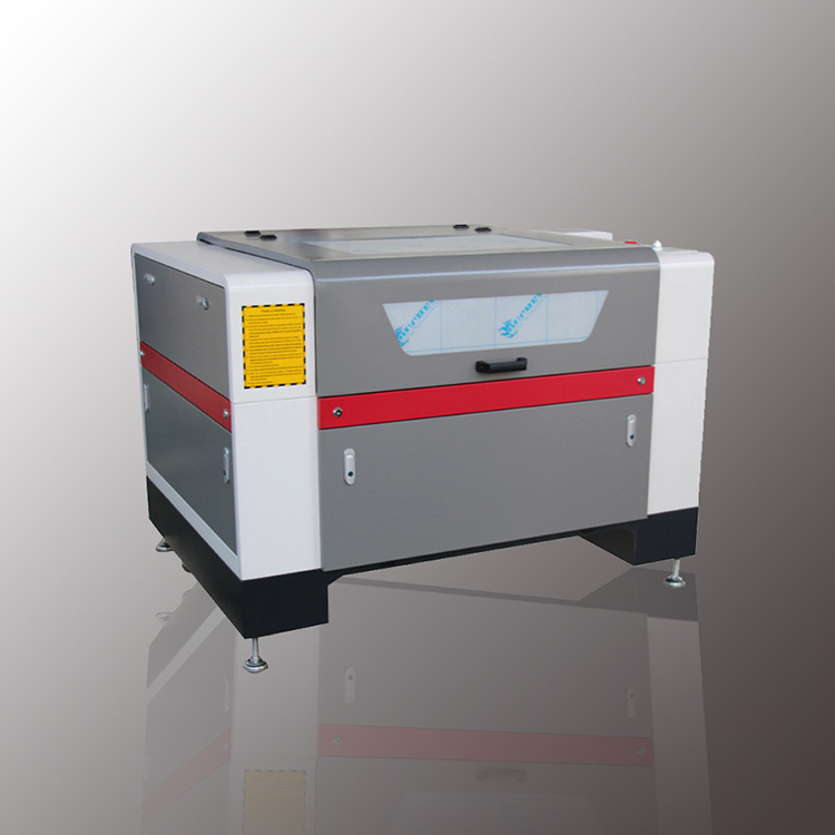 6090 Laser Grabatu Ebaketa Makina 100W